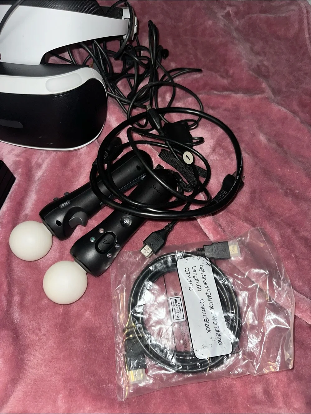 Sony PlayStation VR Headset - Black & White w/ Arm controllers